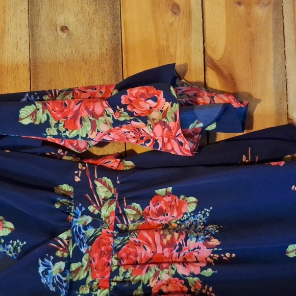 Betsey Johnson Blue And Red Floral Top - Picture 3 of 5